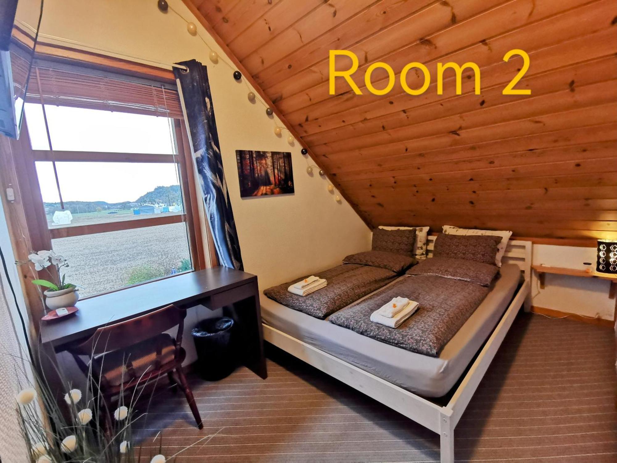 Mikael'S Bed & Spa Apartment ซานเดฟยอร์ด ภายนอก รูปภาพ